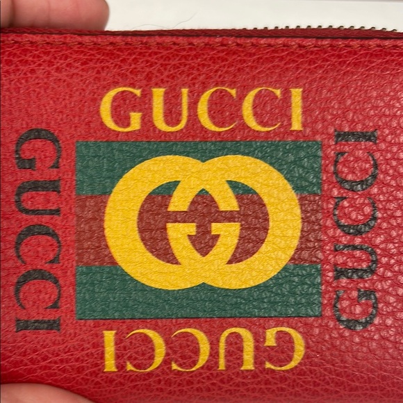 Gucci Red Leather Zip Wallet with Logo - Picture 2 of 13